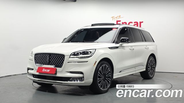 Lincoln Aviator 2023 — photo 1