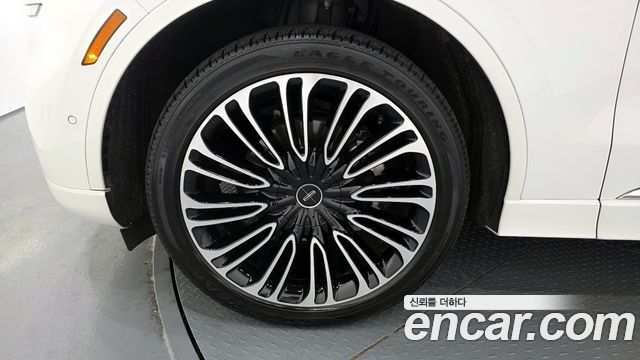 Lincoln Aviator 2023 — photo 5