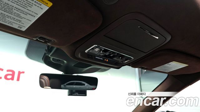 Lincoln Aviator 2023 — photo 17