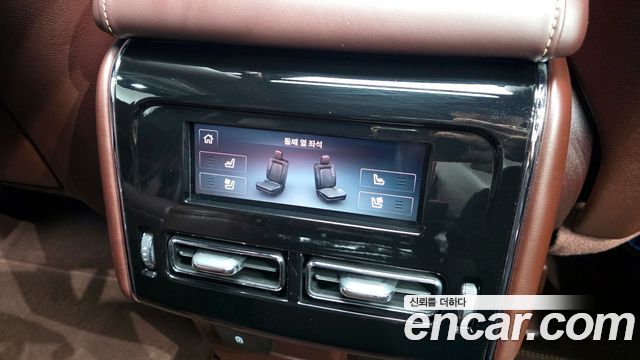 Lincoln Aviator 2023 — photo 19
