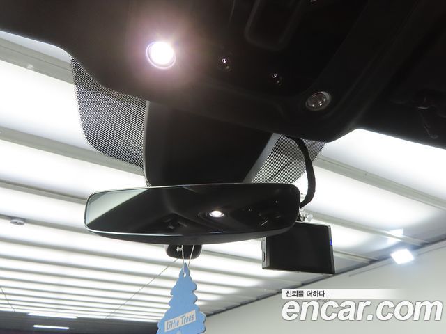 Audi SQ5 2023 — photo 12