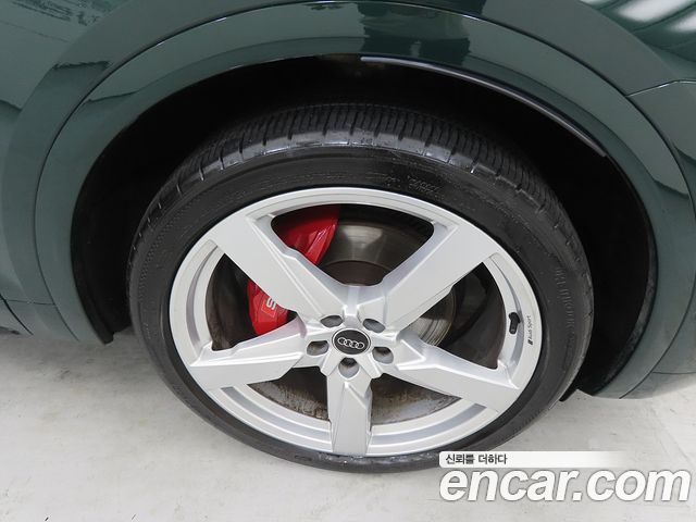 Audi SQ5 2023 — photo 20