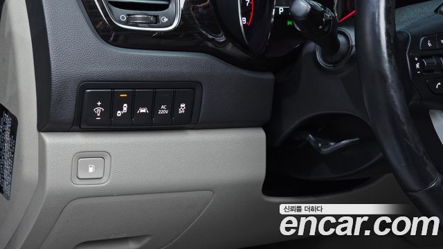 Kia Canival 2019 — photo 25