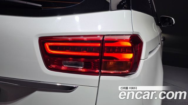 Kia Canival 2019 — photo 9
