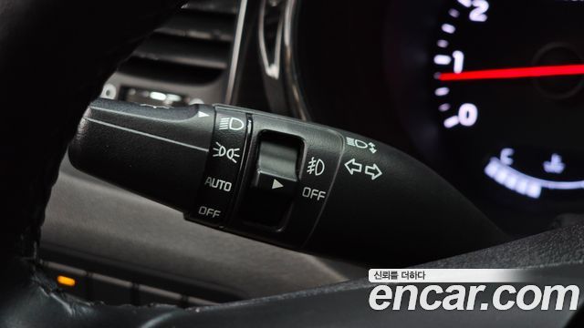 Kia Canival 2019 — photo 28