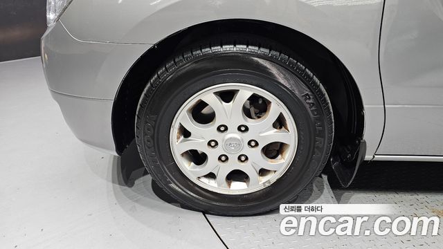Hyundai Starex 2011 — photo 5