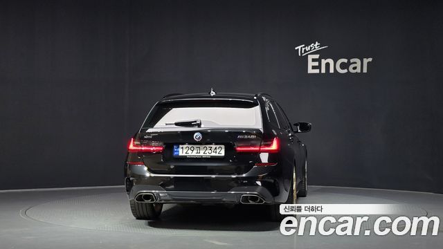 BMW 3-Series 2022 — photo 4