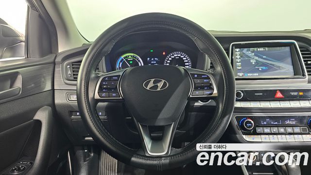 Hyundai Sonata 2019 — photo 13