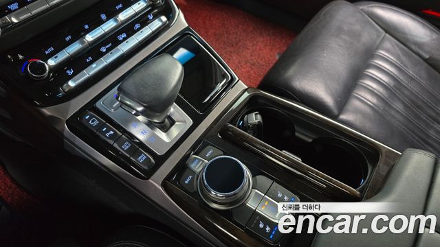 Genesis EQ900 2016 — photo 9