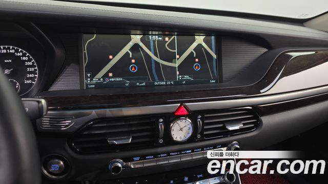 Genesis EQ900 2016 — photo 12