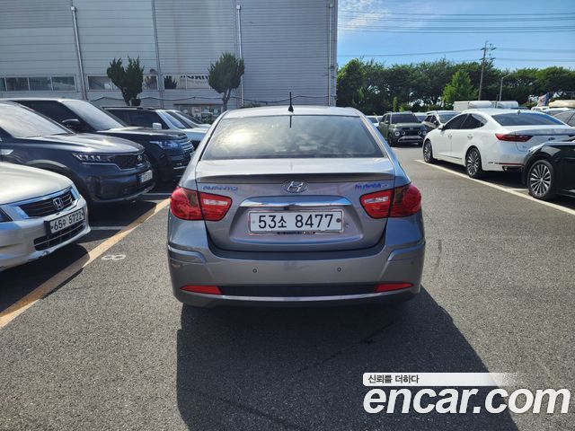 Hyundai AVANTE 2012 — photo 4