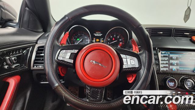 Jaguar F-TYPE 2015 — photo 13