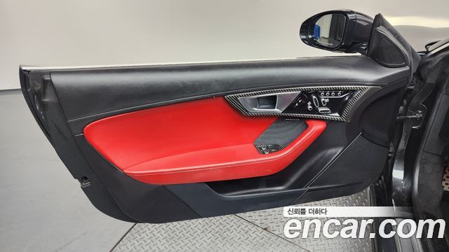Jaguar F-TYPE 2015 — photo 17
