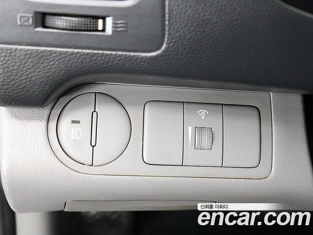 Hyundai Starex 2010 — photo 11
