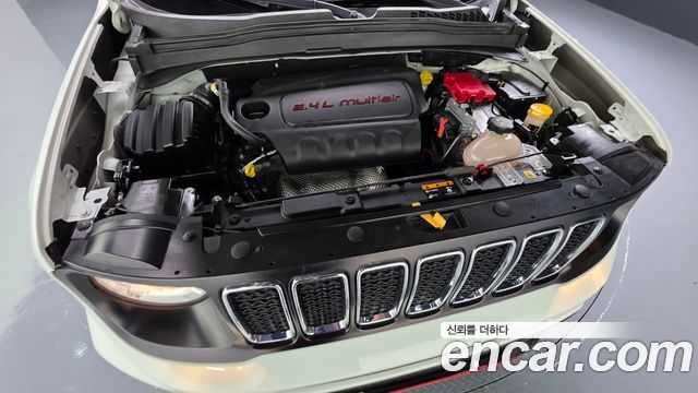 Jeep Renegade 2021 — photo 6