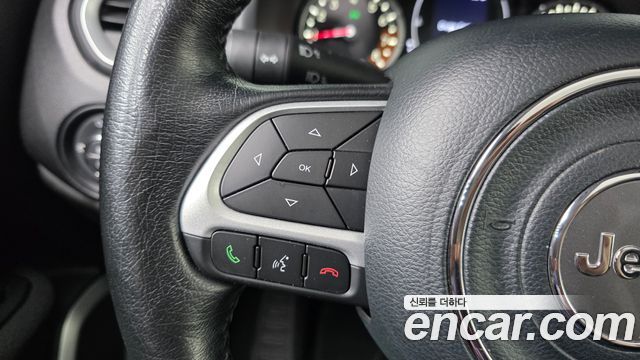 Jeep Renegade 2021 — photo 25