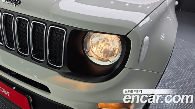 Jeep Renegade 2021 — photo 8
