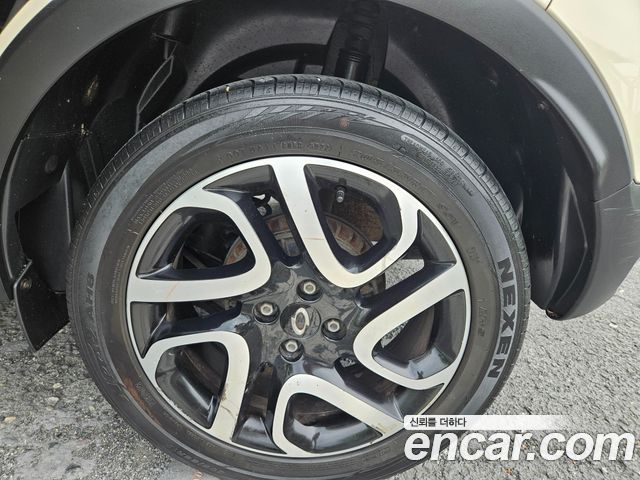 Renault Korea QM3 2015 — photo 8