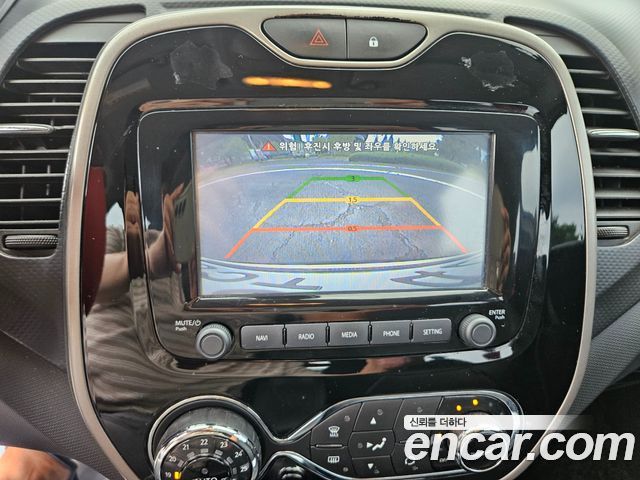 Renault Korea QM3 2015 — photo 15