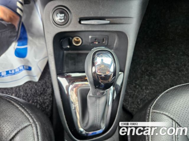 Renault Korea QM3 2015 — photo 16