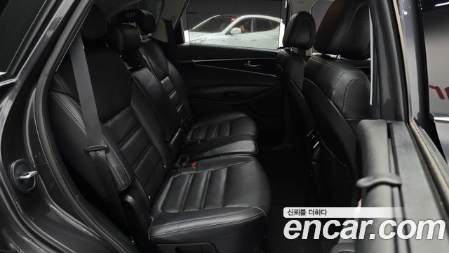 Kia Sorento 2017 — photo 11