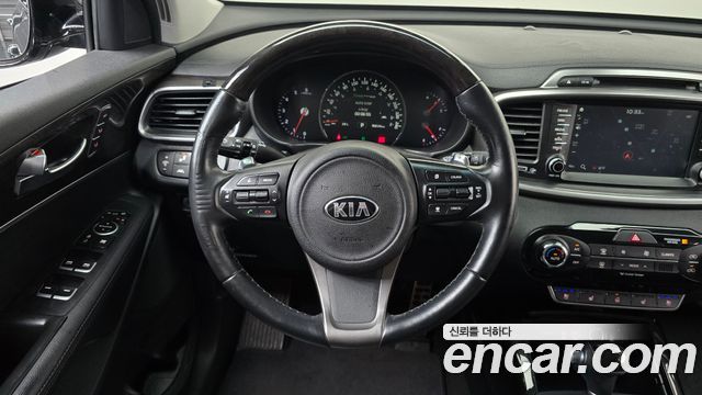 Kia Sorento 2017 — photo 13