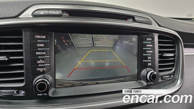 Kia Sorento 2017 — photo 16
