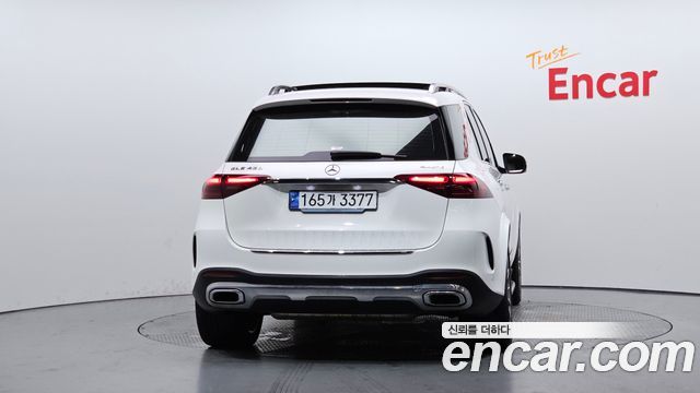 Mercedes-Benz GLE-Class 2024 — photo 4