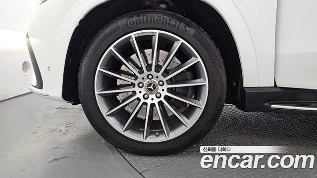 Mercedes-Benz GLE-Class 2024 — photo 5