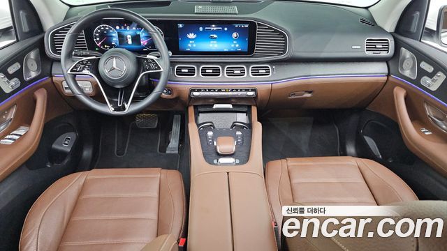 Mercedes-Benz GLE-Class 2024 — photo 7