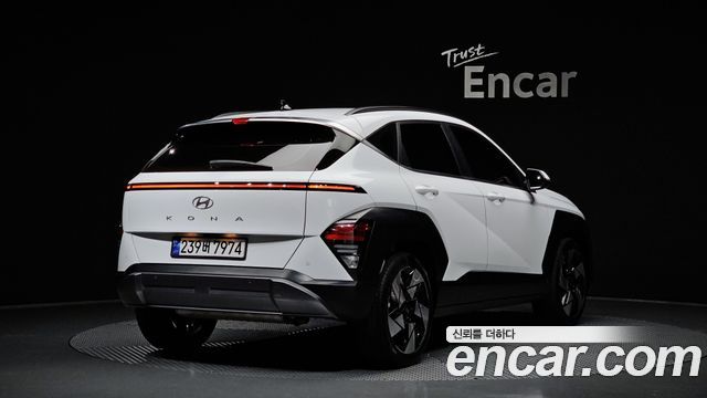 Hyundai Kona 2023 — photo 2