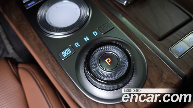 Genesis G80 2022 — photo 12