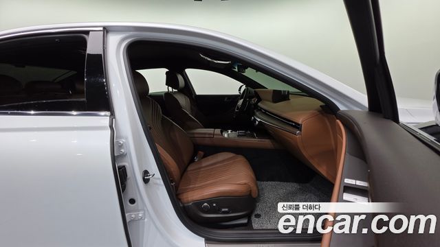 Genesis G80 2022 — photo 13
