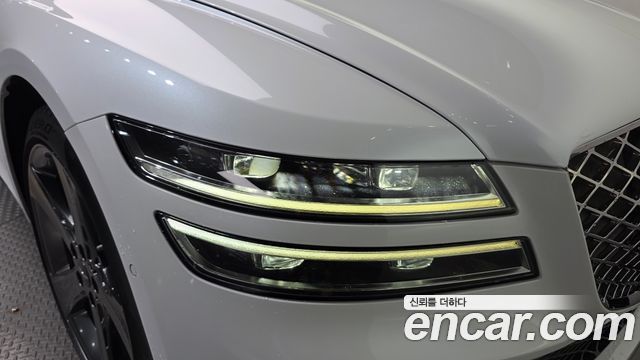 Genesis G80 2022 — photo 8