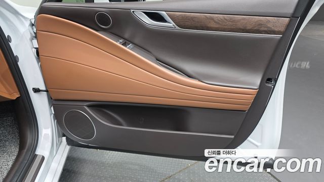 Genesis G80 2022 — photo 15
