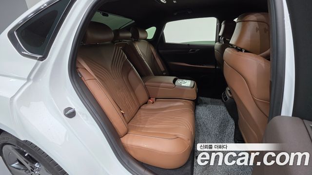 Genesis G80 2022 — photo 32