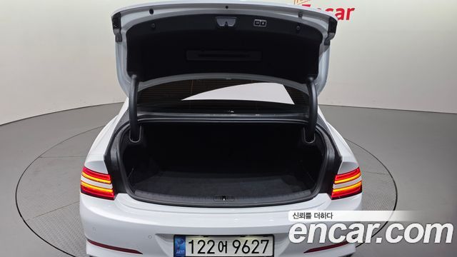 Genesis G80 2022 — photo 33