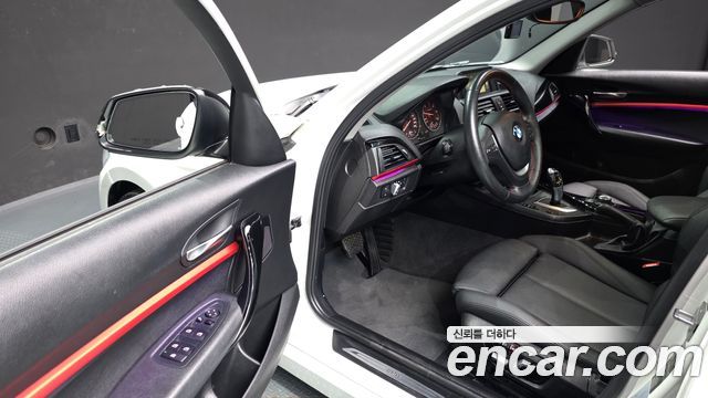 BMW 1-Series 2017 — photo 13