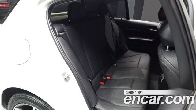 BMW 1-Series 2017 — photo 18