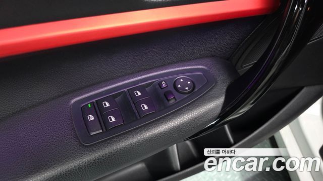 BMW 1-Series 2017 — photo 27