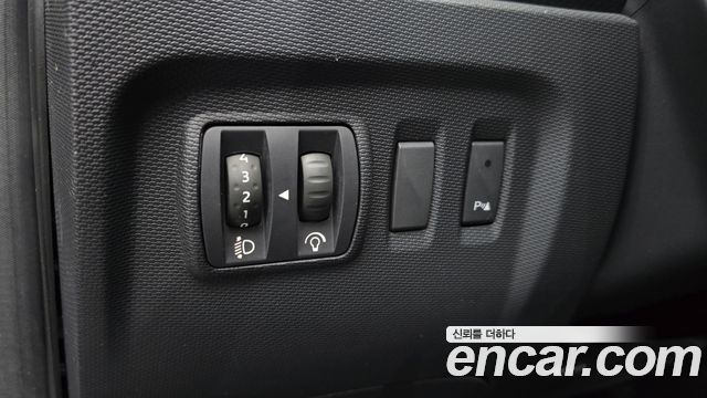 Renault Korea QM3 2015 — photo 20