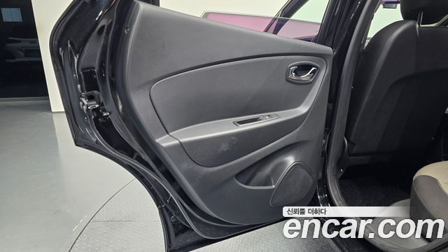Renault Korea QM3 2015 — photo 15