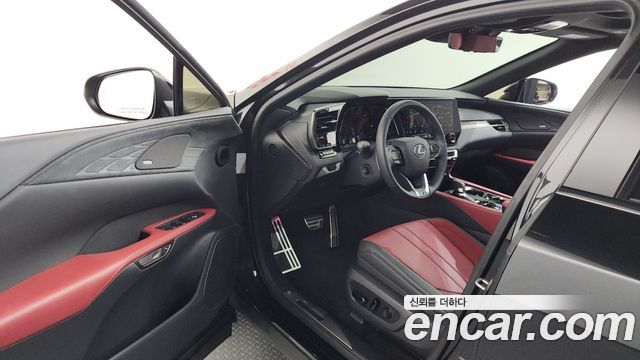 Lexus RX 2024 — photo 13
