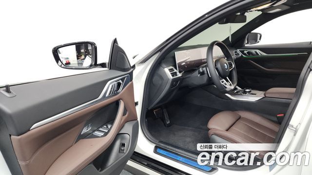 BMW 4-Series 2025 — photo 13