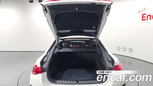 BMW 4-Series 2025 — photo 25