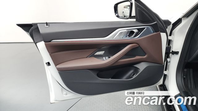 BMW 4-Series 2025 — photo 14