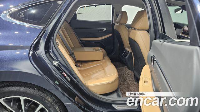 Hyundai Sonata 2020 — photo 12