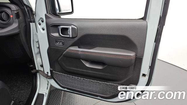 Jeep Wrangler 2024 — photo 14