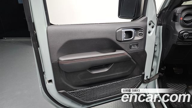 Jeep Wrangler 2024 — photo 15