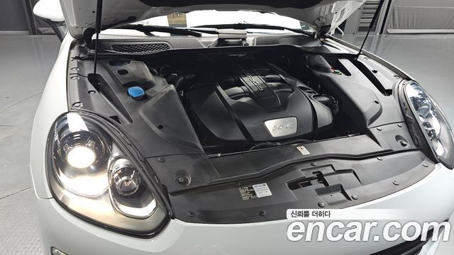Porsche Cayenne 2016 — photo 6